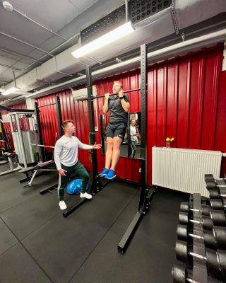 Jakie ćwiczenia najlepiej budują masę mięśniową? | Body Movement Warszawa