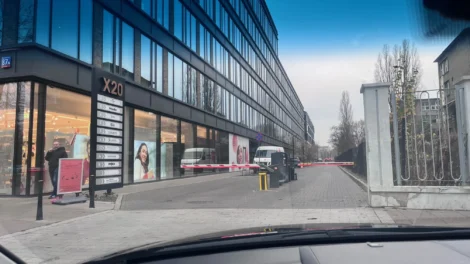 Dojazd z Sadyby do studia Body Movement – wjazd od ul. Czerniakowskiej, Mokotów Sielce