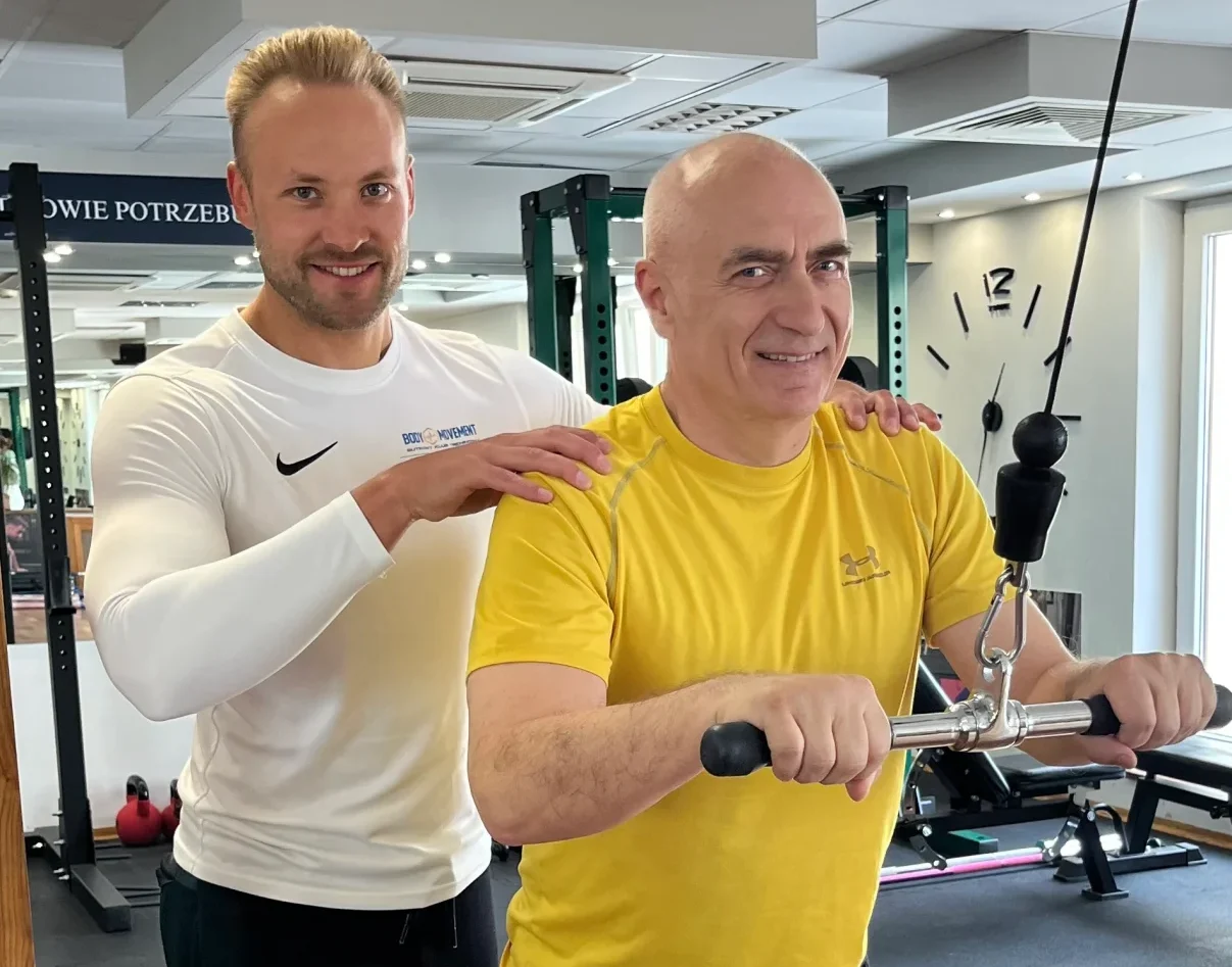 Trener personalny Body Movement w studiu treningowym w Warszawie