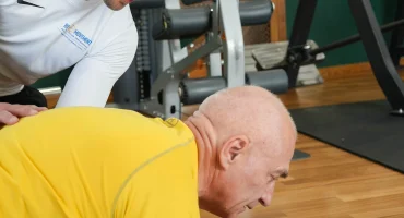 Ile razy w tygodniu ćwiczyć z trenerem personalnym – 2 czy 3 treningi tygodniowo (Warszawa)